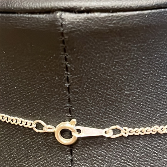 ViTG Sterling 925 Silver Necklace -Round small medallion tribal symbols - Picture 4 of 7